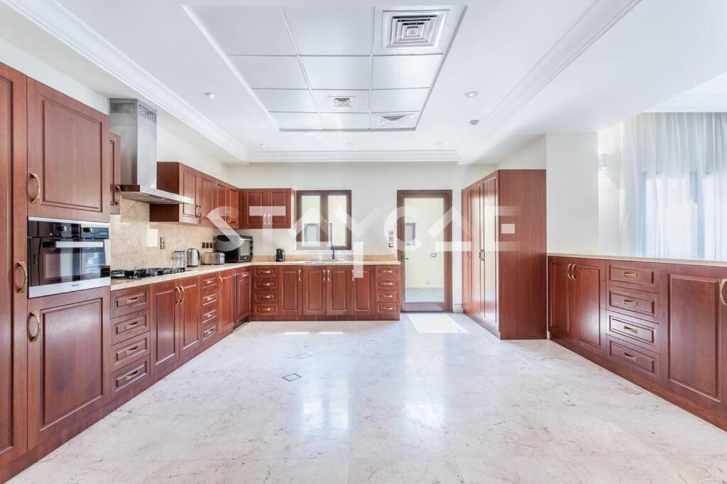 Staycae Palm Jumeirah Apartment *